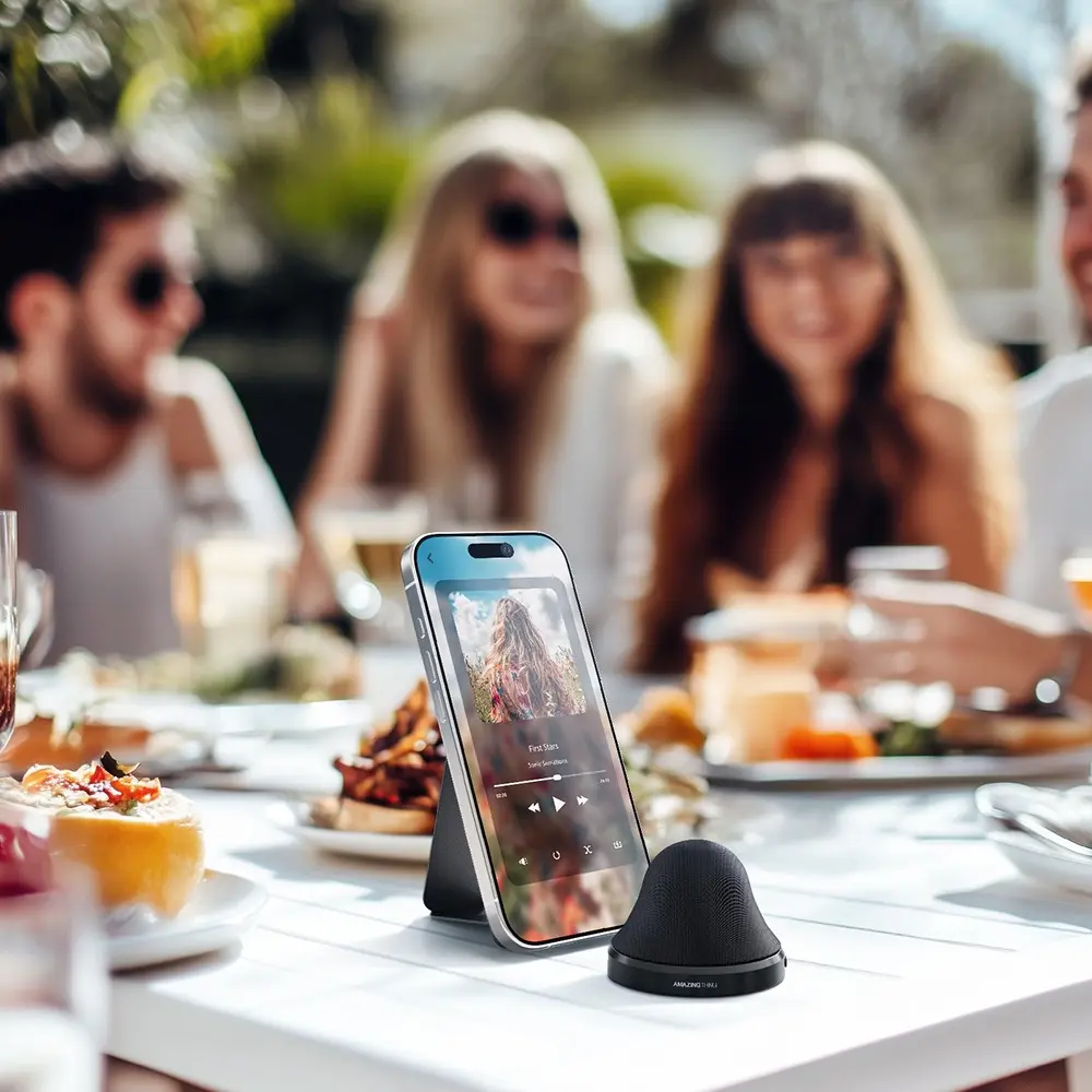 Amazingthing MagPlay Pocket Mini Bluetooth Hoparlör, MagSafe Uyumlu ve Kablosuz Şarj Destekli