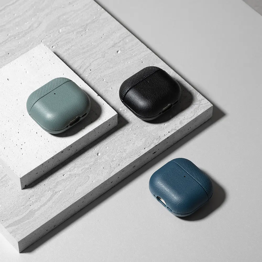 AirPods 4 MagSafe Uyumlu Suni Deri Kılıf - Native Union RE Classic