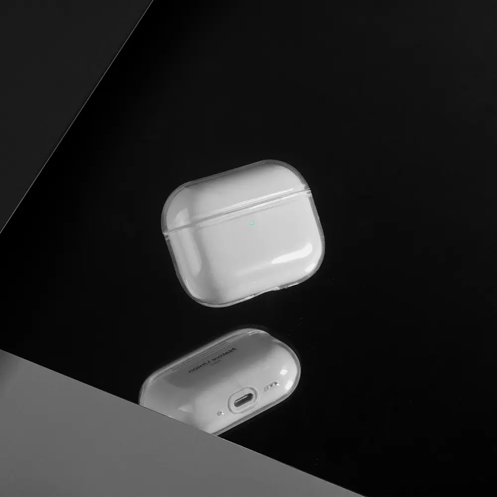AirPods Pro 3 Şeffaf Silikon Kılıf, Qi ve MagSafe Uyumlu - Native Union Clear
