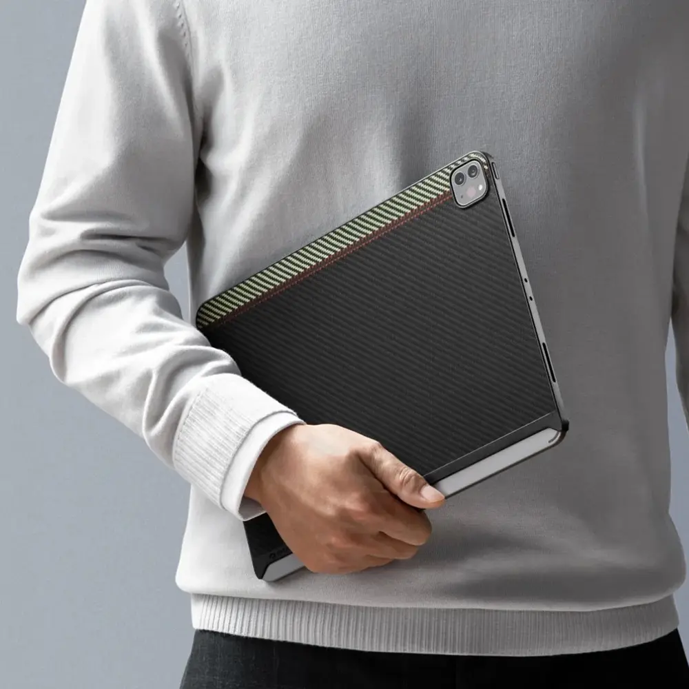 iPad Pro 11" (3. Nesil) Aramid Fiber Ultra-Slim Kılıf - Pitaka Classic