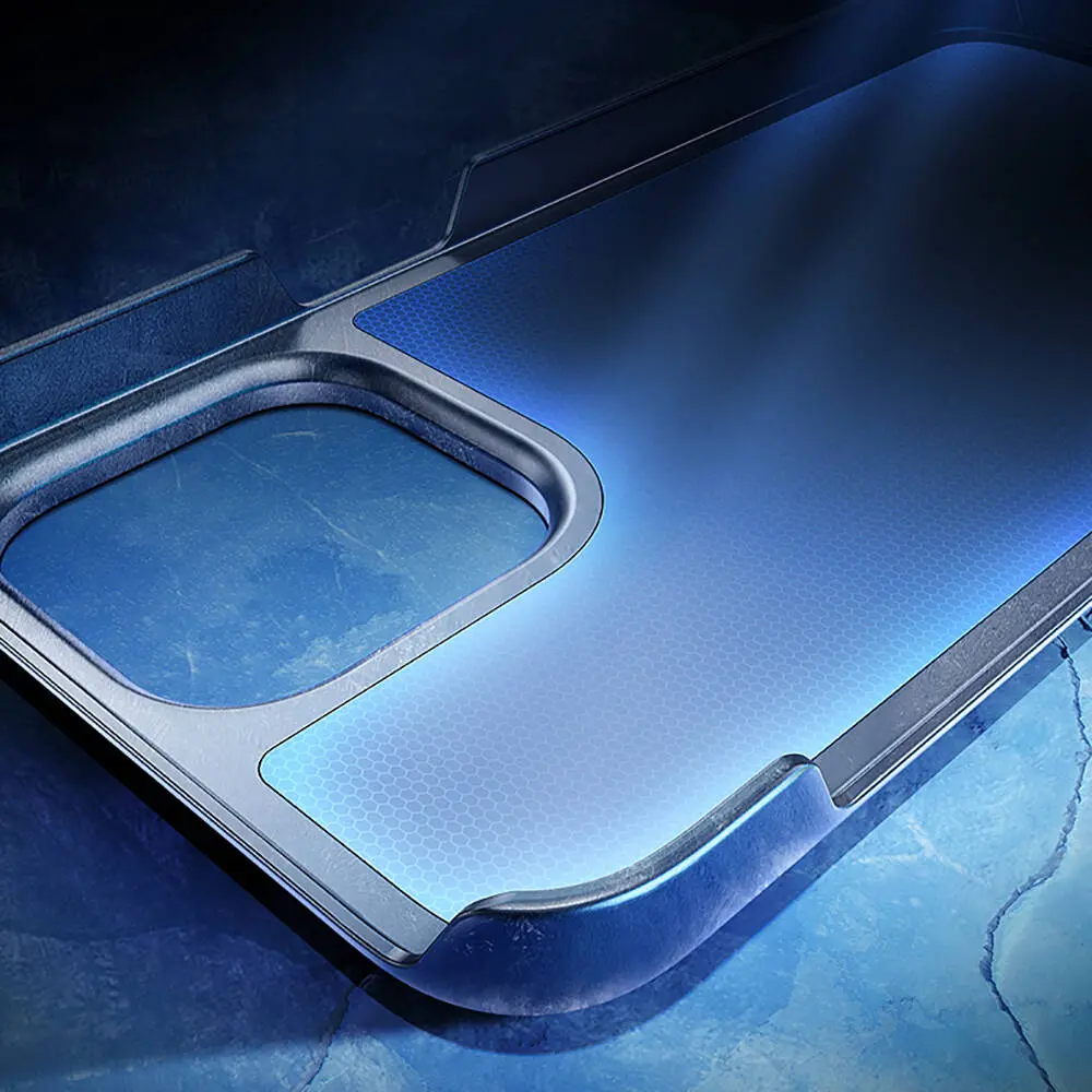 iPhone 14 Plus MagSafe Uyumlu Soğutuculu Kılıf - Benks Biliz