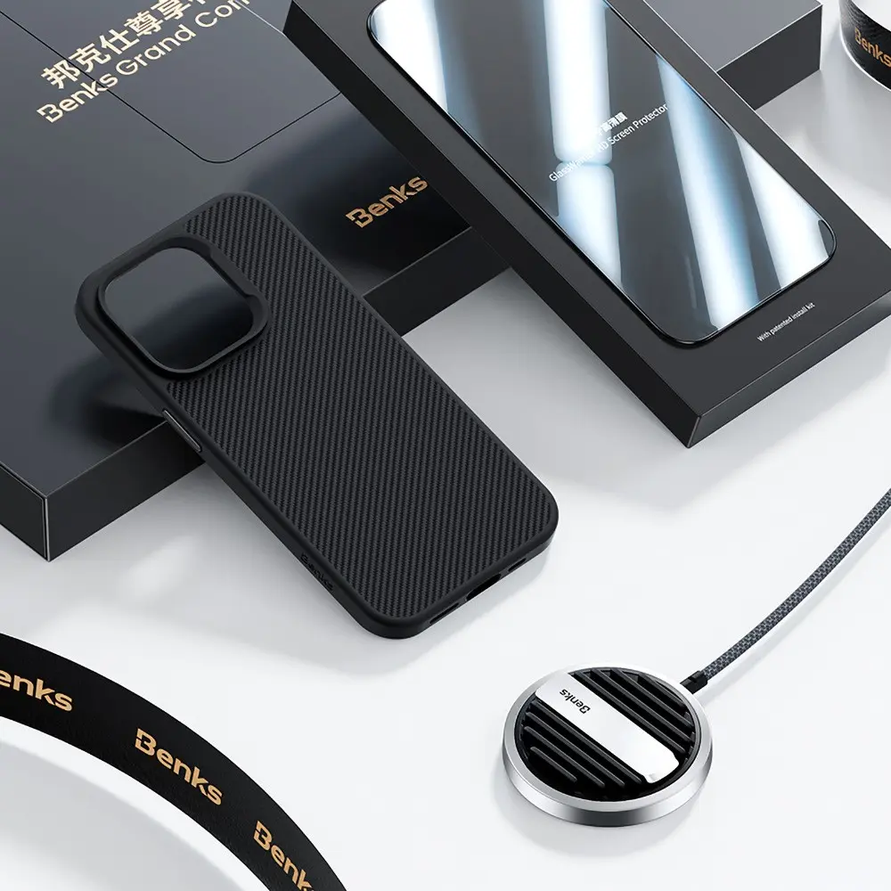 iPhone 14 Pro Max 3'ü 1 Arada Aksesuar Seti: Kılıf, Ekran Koruyucu ve MagSafe Şarj - Benks Grand Combo MFM01