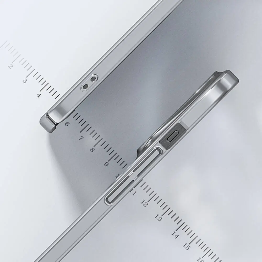 iPhone 15 Pro Ultra İnce PC Kılıf - Benks Ultra İnce PC Kapak