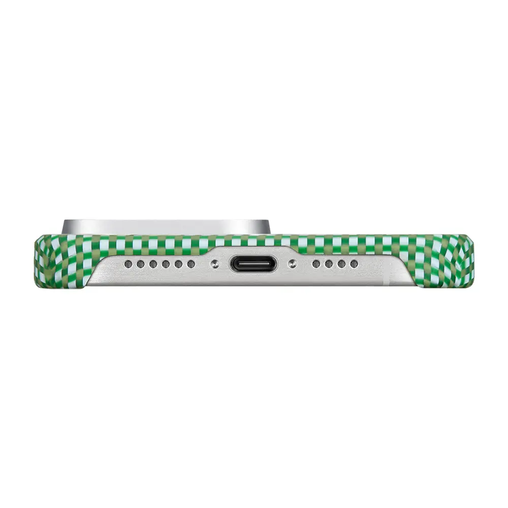 iPhone 15 Pro Max MagSafe Uyumlu Aramid Fiber Kılıf - Pitaka Ultra-Slim Classic Forest Green