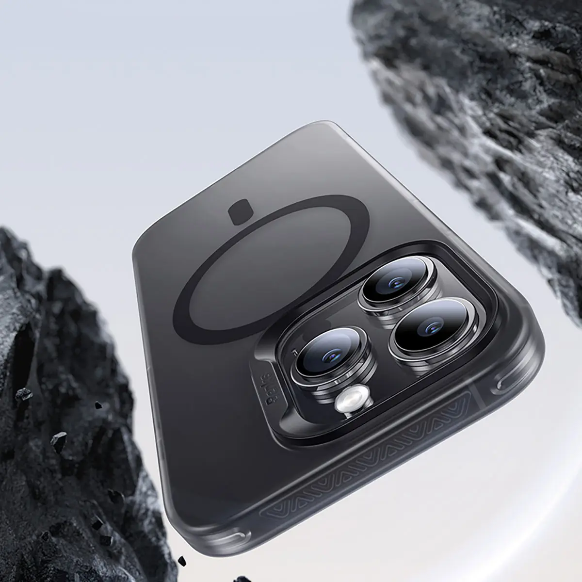 iPhone 15 Pro Max MagSafe Uyumlu Şeffaf Kılıf - Benks Lucid Armor