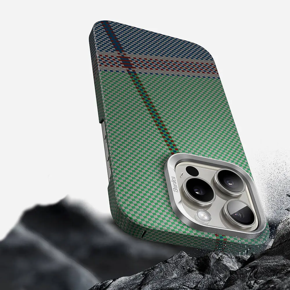 iPhone 15 Pro Max MagSafe Uyumlu Kevlar Kılıf - Benks ArmorAir Passion Green