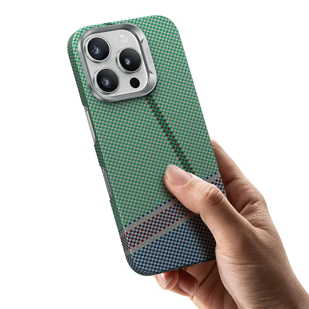 iPhone 15 Pro Max MagSafe Uyumlu Kevlar Kılıf - Benks ArmorAir Passion Green