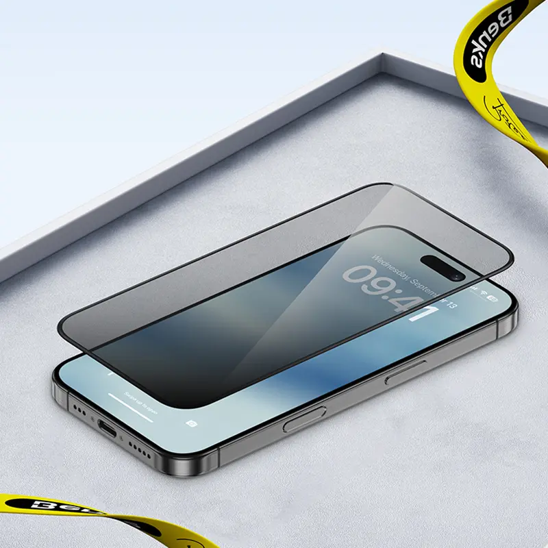 iPhone 16 Pro Hayalet Gizlilik Ekran Koruyucu - Benks Ultra İnce
