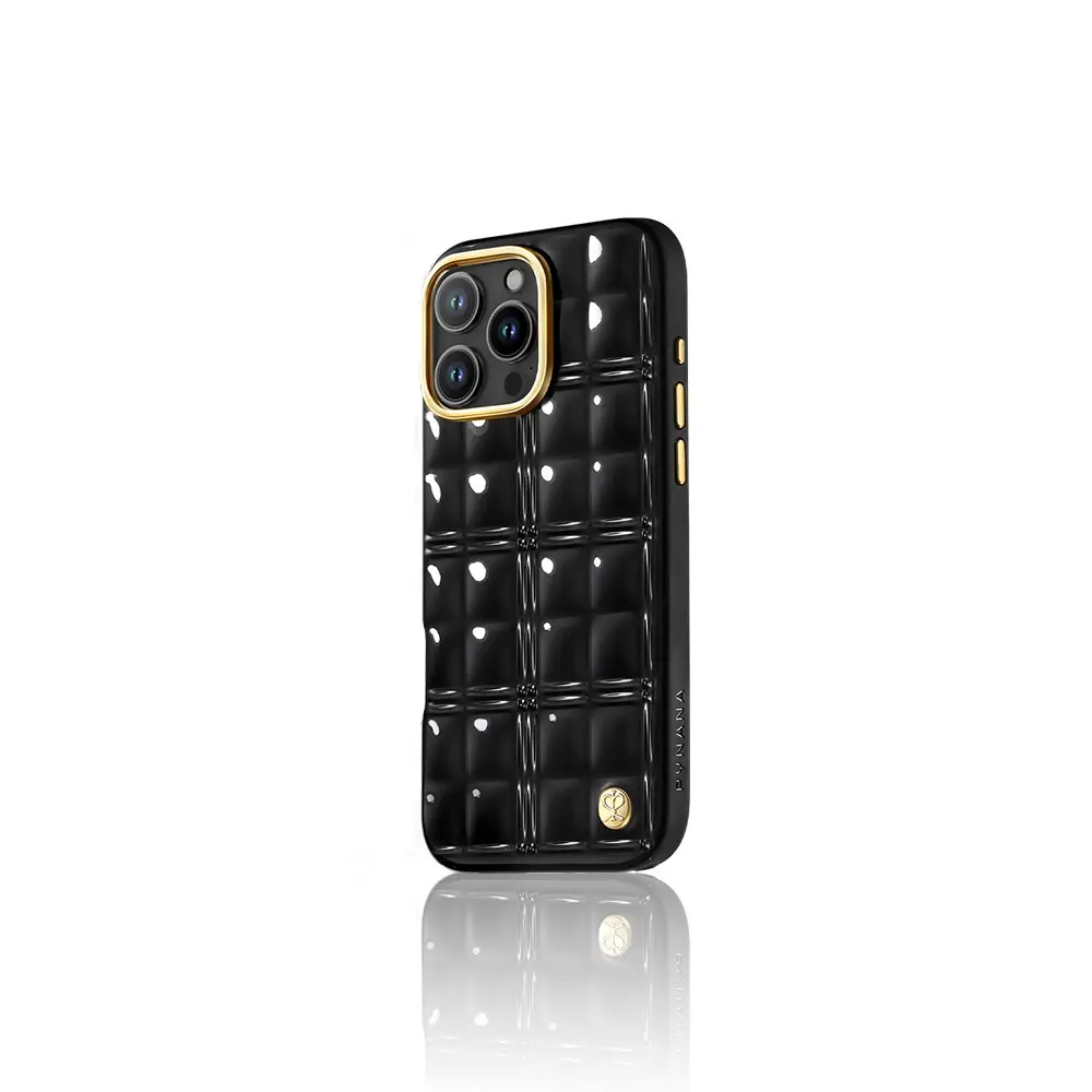 iPhone 16 Pro Max Metal Detaylı Kılıf - Pynana Metal Grid