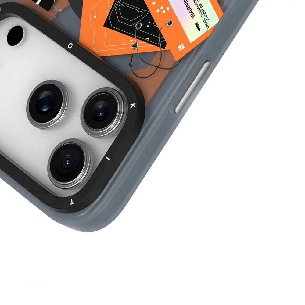 iPhone 17 Pro MagSafe Uyumlu Kılıf - Youngkit Different Dimension