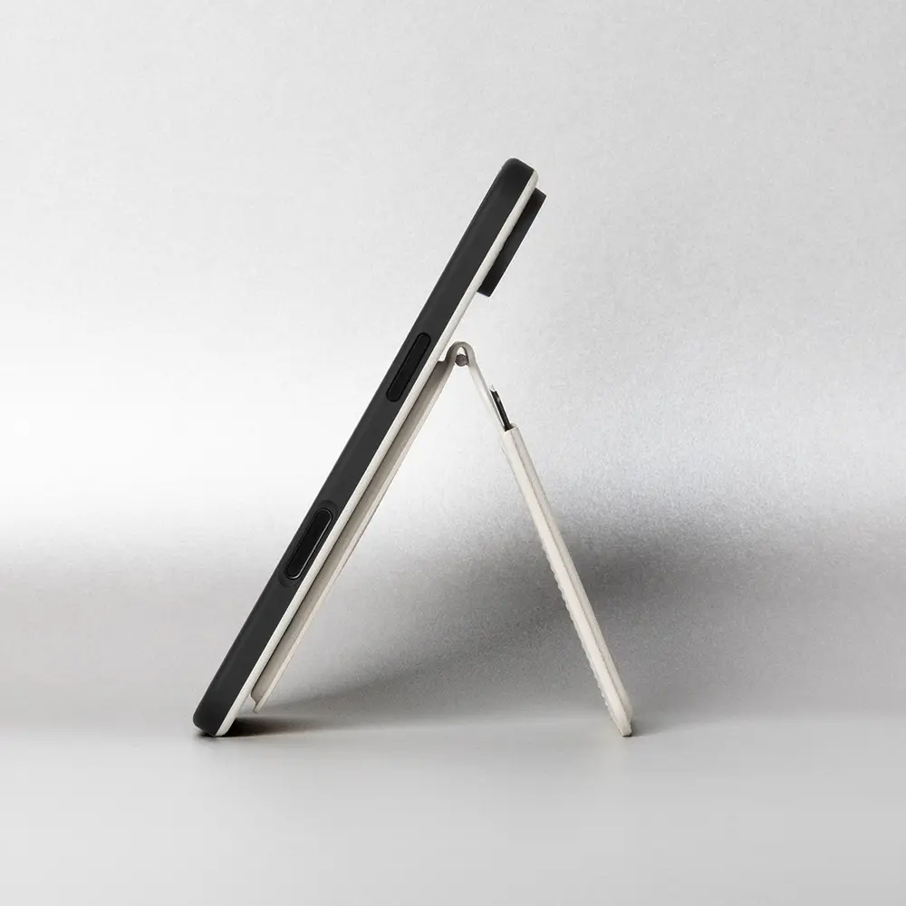 iPhone 17 Pro Max MagSafe Uyumlu Deri Dokulu Kılıf - Native Union Active