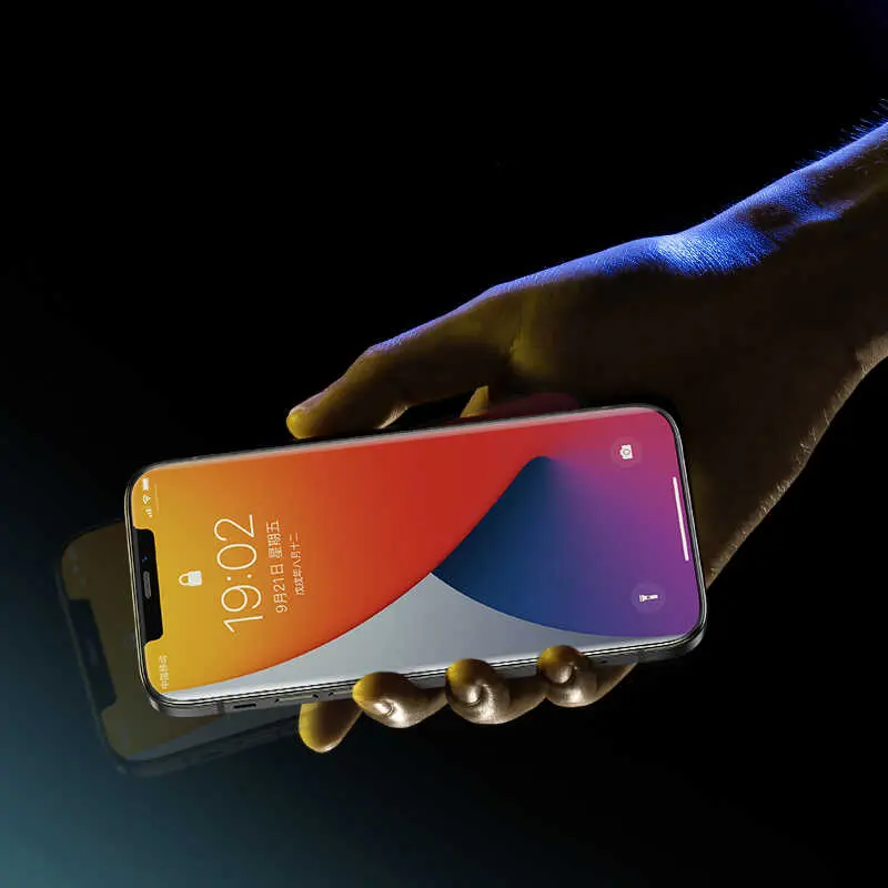 iPhone 12 Tam Kaplamalı Kavisli Ekran Koruyucu - Benks 0.3mm V Pro Dust