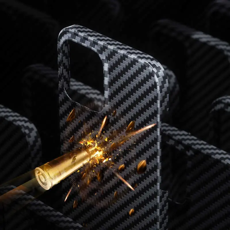iPhone 13 MagSafe Uyumlu Aramid Karbon Kılıf Seti - Benks 3 in 1