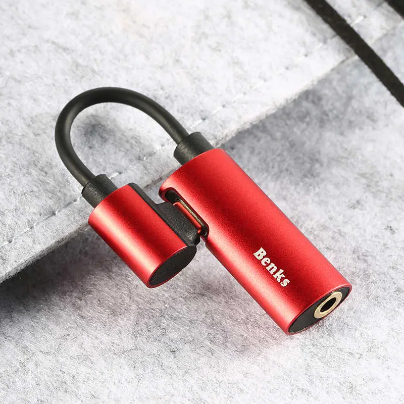 Benks U40 Lightning Ses Adaptörü, Çift Girişli ve 90 Derece Açılı