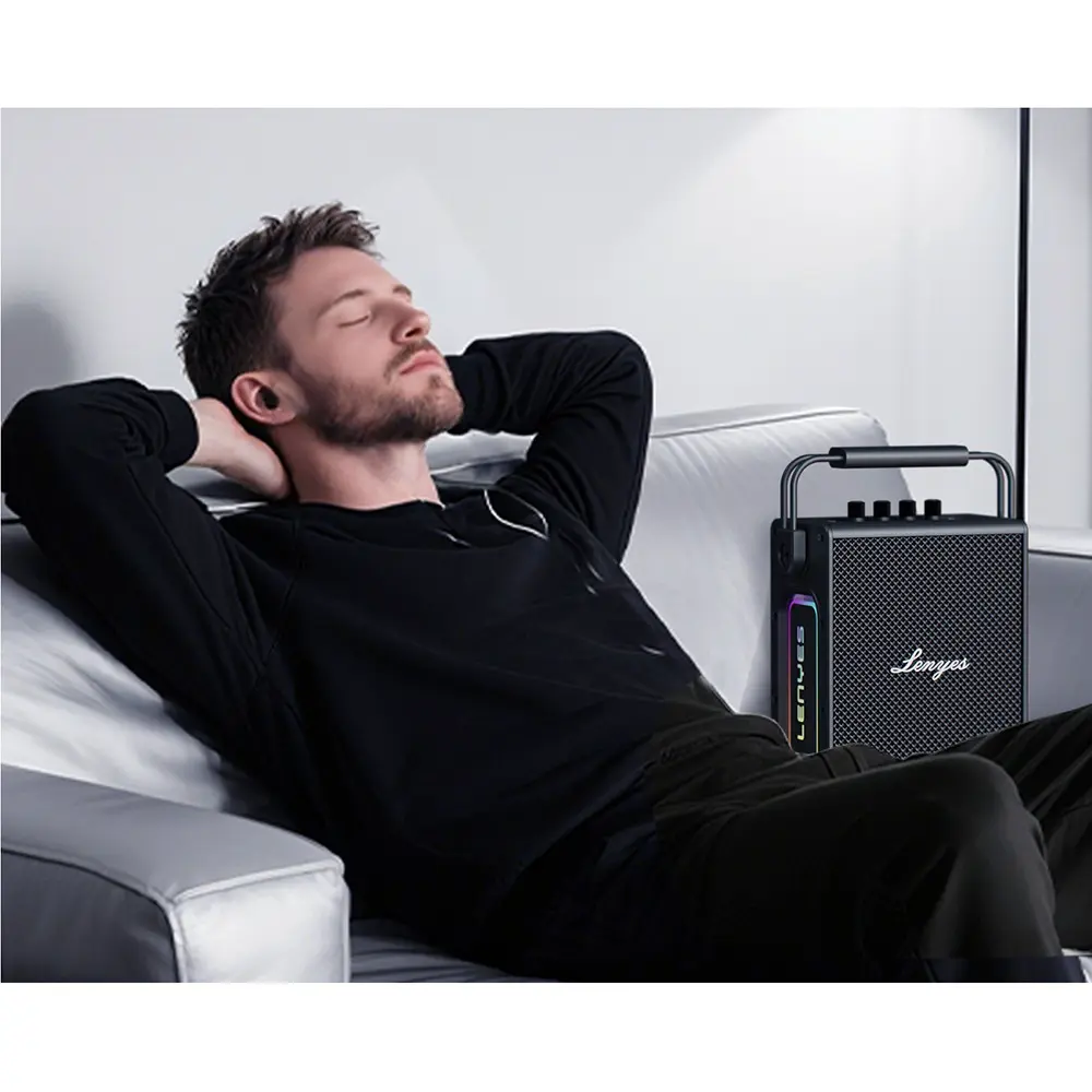 Lenyes Titan 1 Bluetooth Hoparlör, RGB Işıklı ve Çift Kablosuz Mikrofonlu