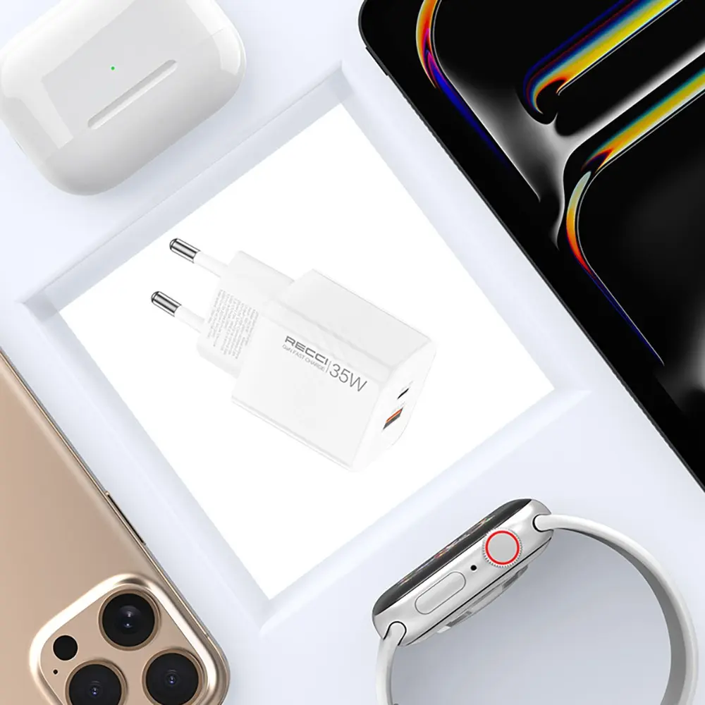 Recci RC83E 35W GaN Şarj Adaptörü, USB-C PD ve USB-A QC3.0