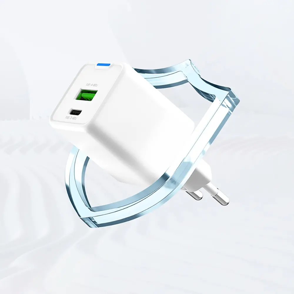 Recci RC107E 30W GaN Hızlı Şarj Adaptörü, USB-C PD ve USB-A