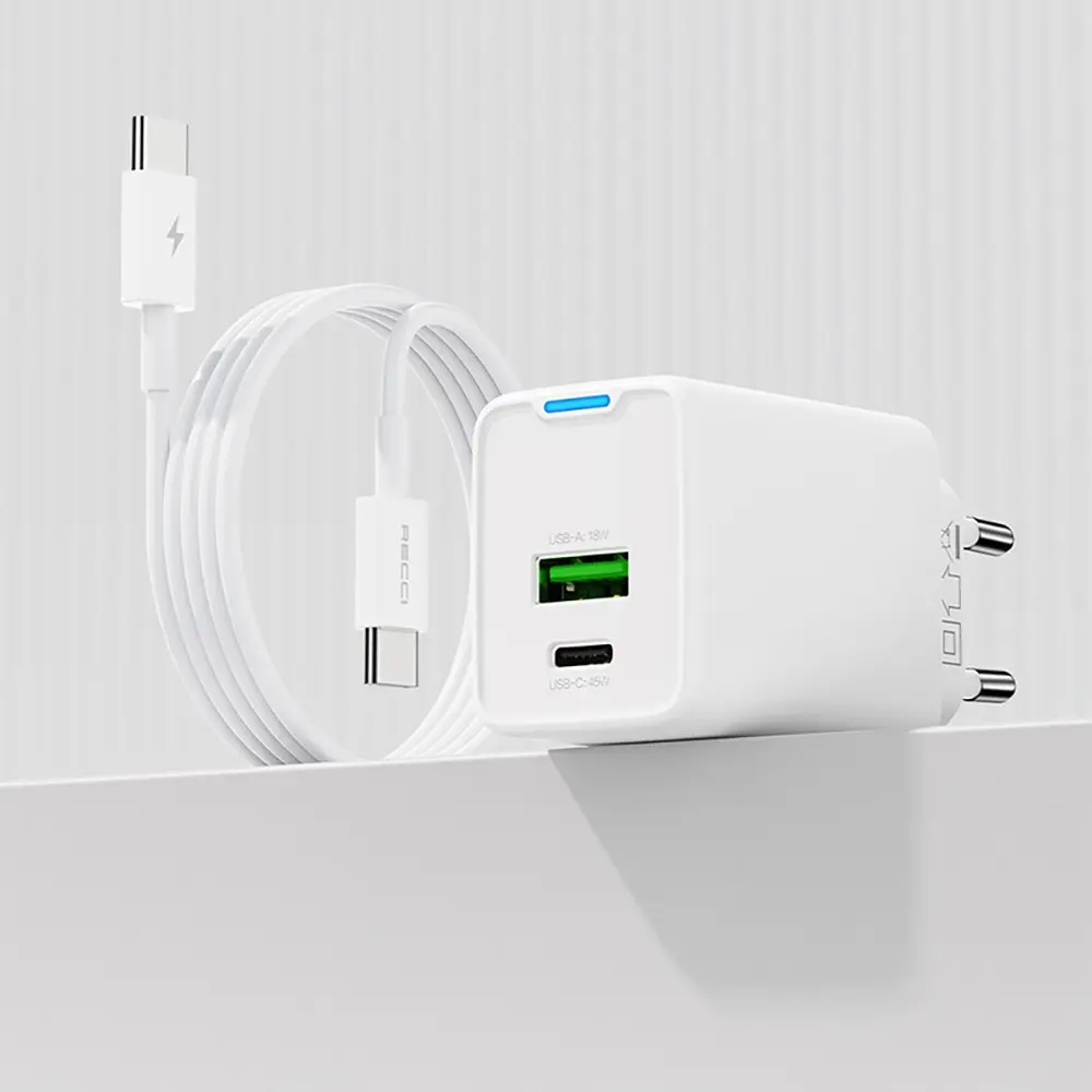 Recci RC108E GaN 45W Hızlı Şarj Adaptörü ve Type-C Kablo Seti