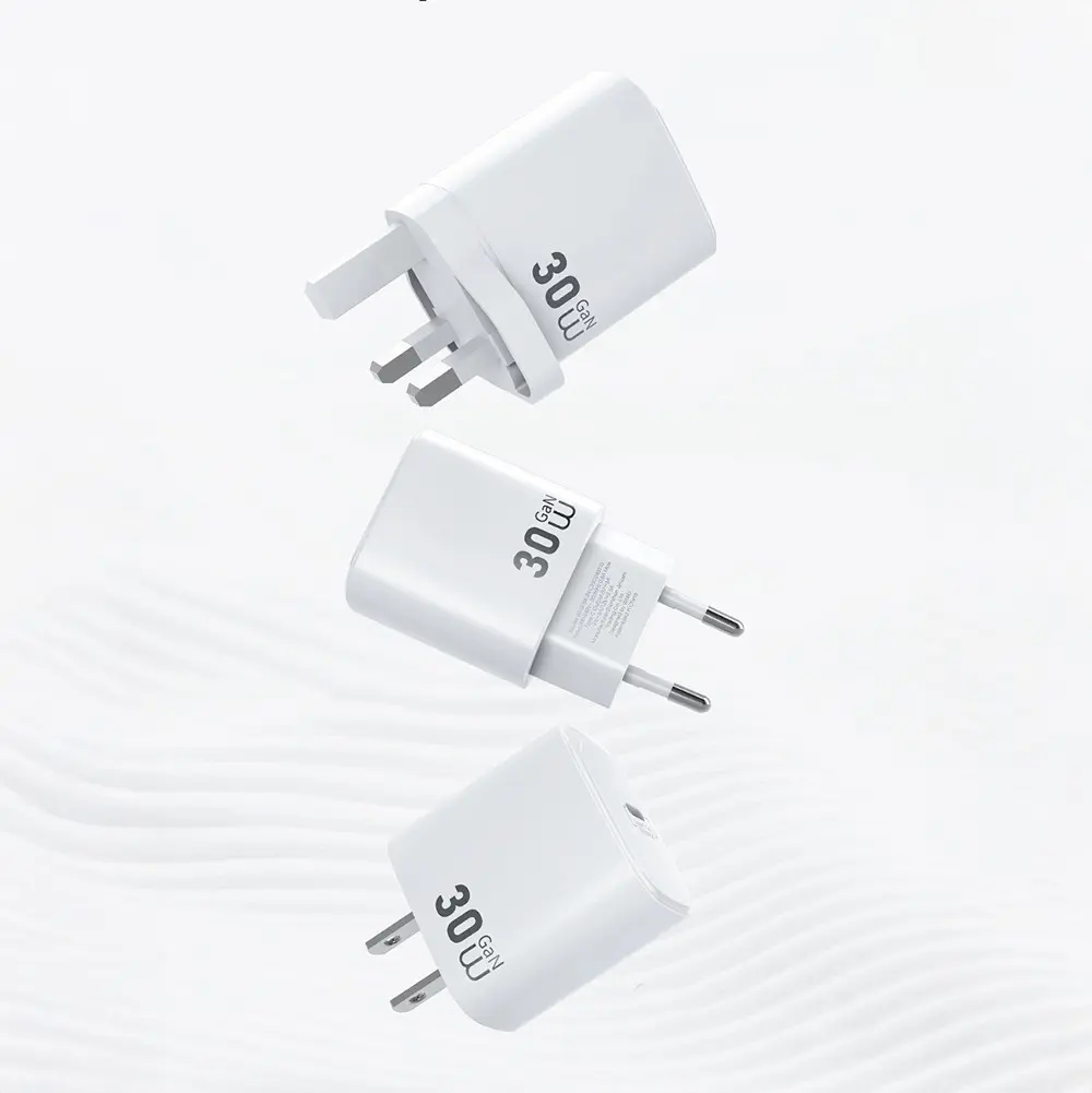 Wiwu Wi-G008 Essen GaN 30W PD Şarj Adaptörü ve Type-C Kablo Seti