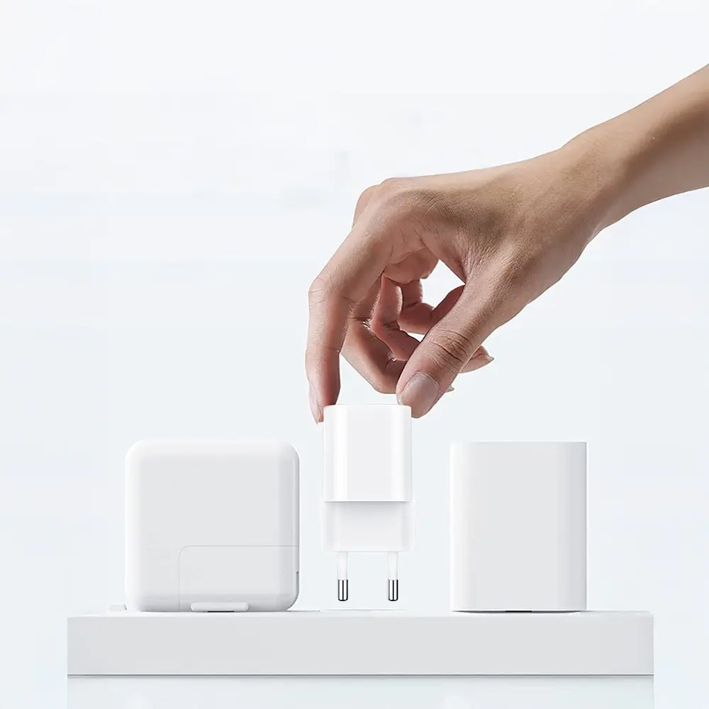 Wiwu Wi-G017 Cube 33W GaN Şarj Adaptörü, Type-C PD ve USB-A Çift Çıkış