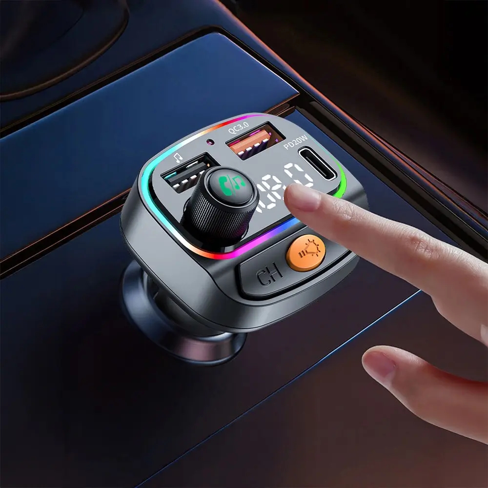 Wiwu Wi-QC031 RGB Bluetooth FM Transmitter, Type-C PD ve USB-A Araç Şarjı