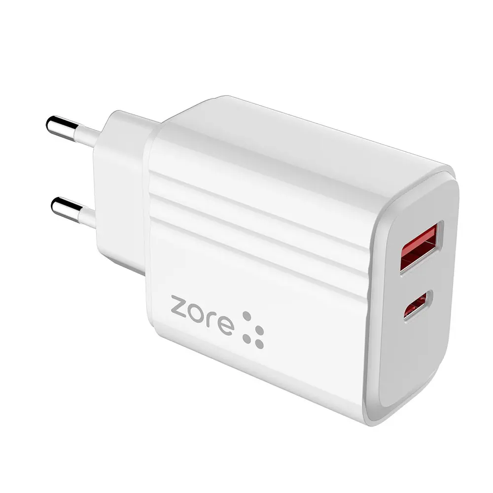 Zore Play Serisi PL05 20W USB-C PD ve Lightning Çıkışlı Seyahat Şarj Aleti